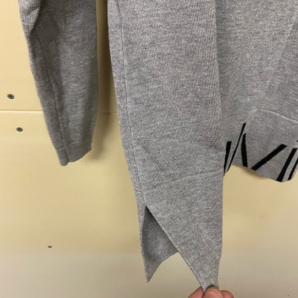 2/$75💥- SWEATER | Women’s Calvin Klein sweater size small - Picture 5 of 12
